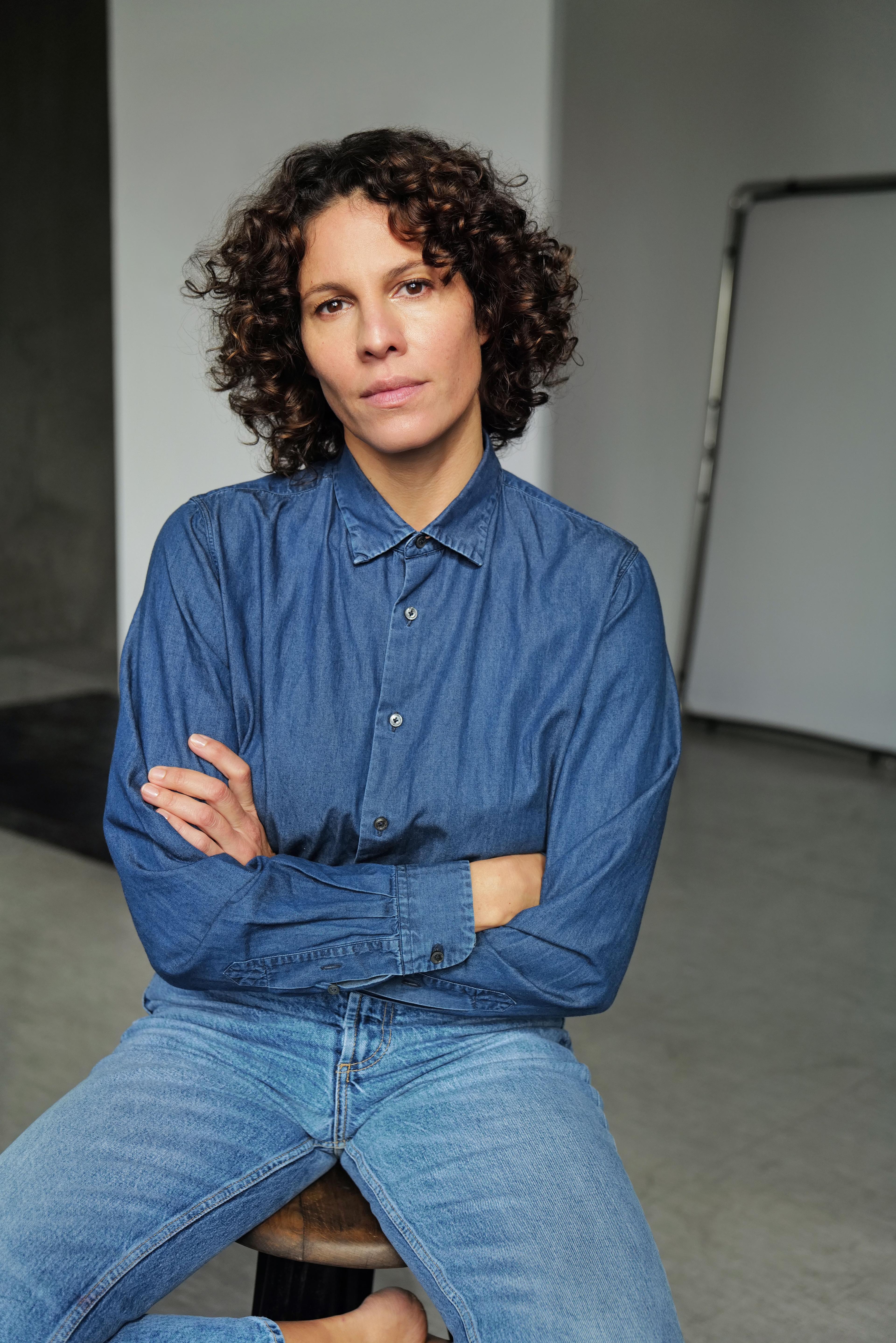 Photo of Jasmin Gerat by Mirjam Knickriem