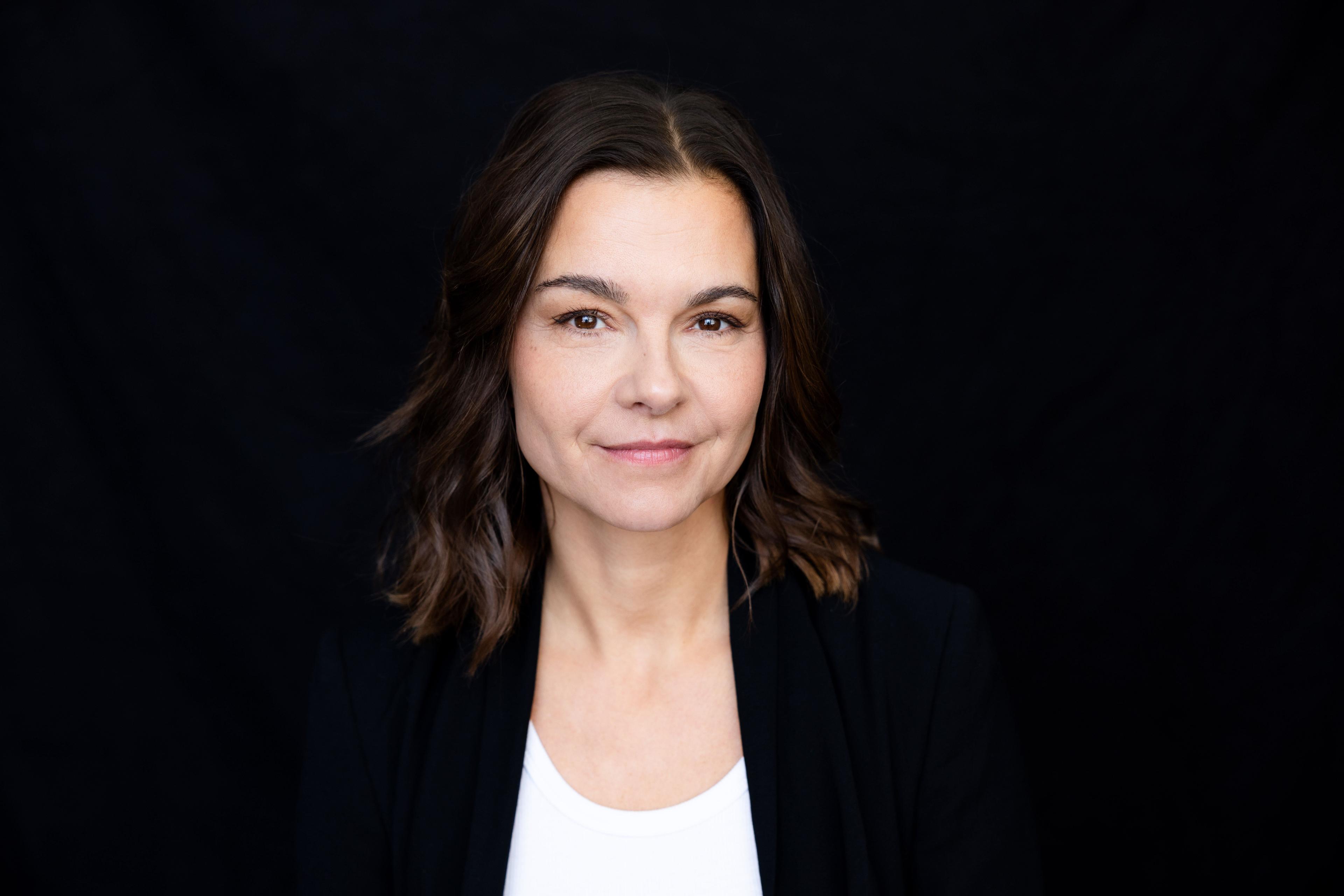 Photo of Susan Hoecke by Clemens Porikys