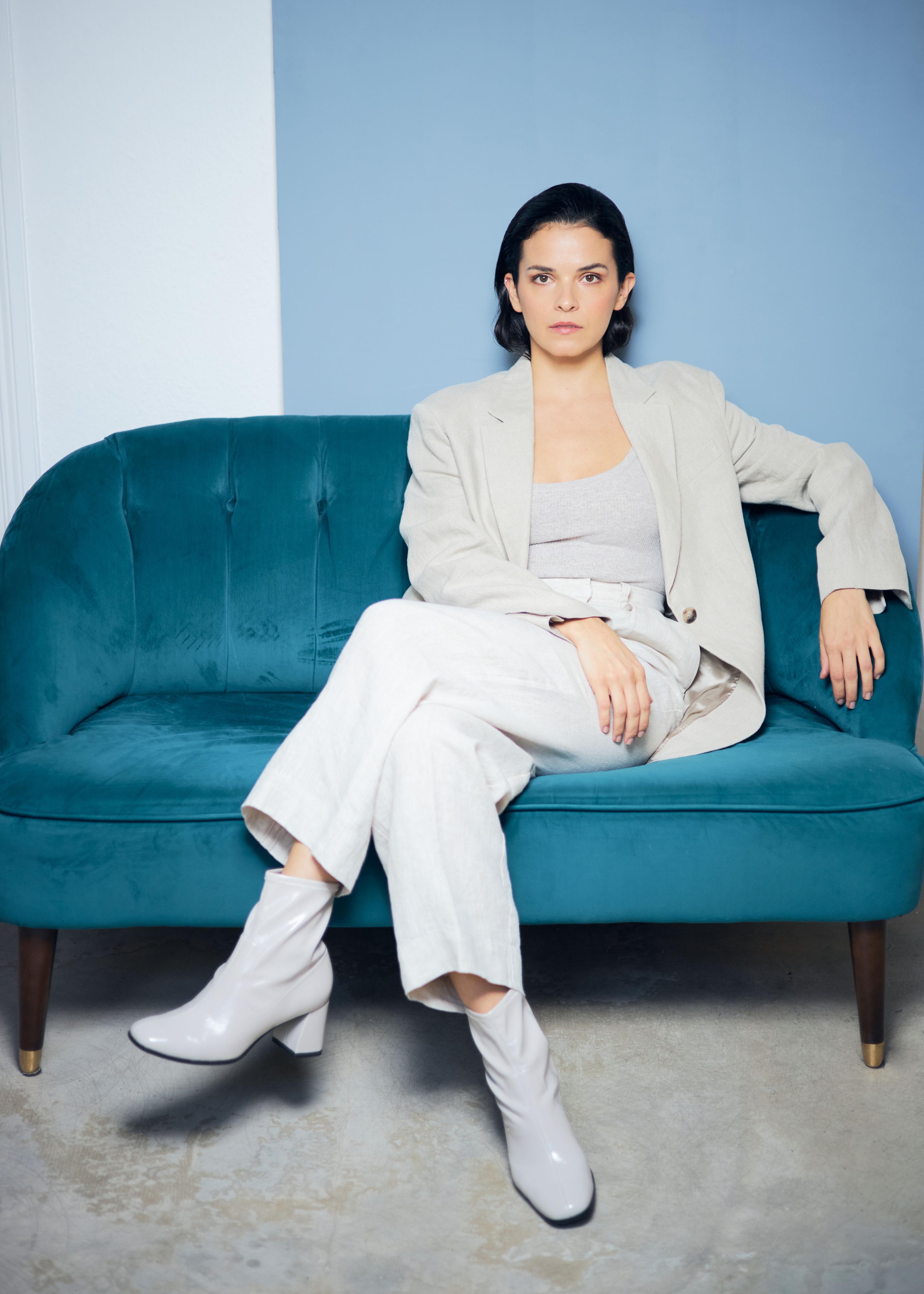 Photo of Maxine Kazis by Sasha Ilushina