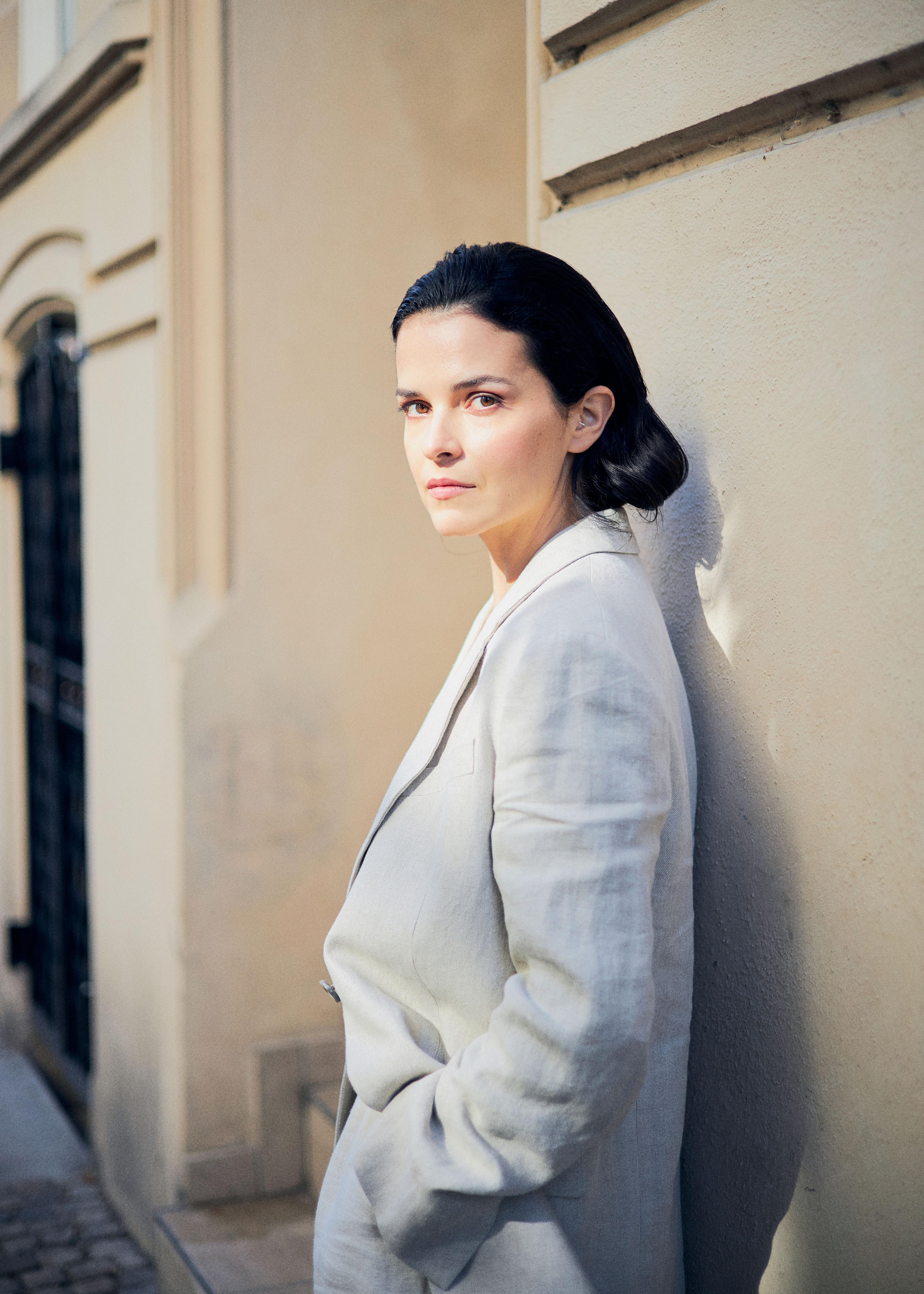 Photo of Maxine Kazis by Sasha Ilushina